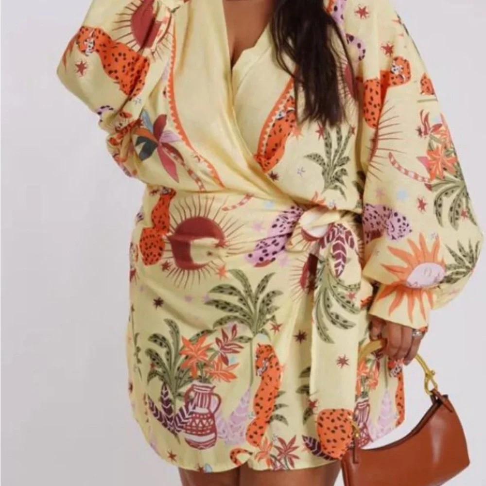 Colorful Women's Robe - Picture 3 of 4